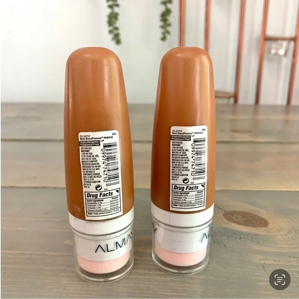 Almay Best Blend Forever Foundation 190 Caramel SPF 40 Broad Spectrum 1oz NWT